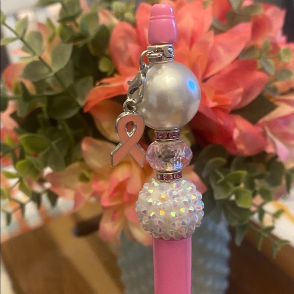 Breast Cancer Awareness 🩷Pen - Picture 2 of 3